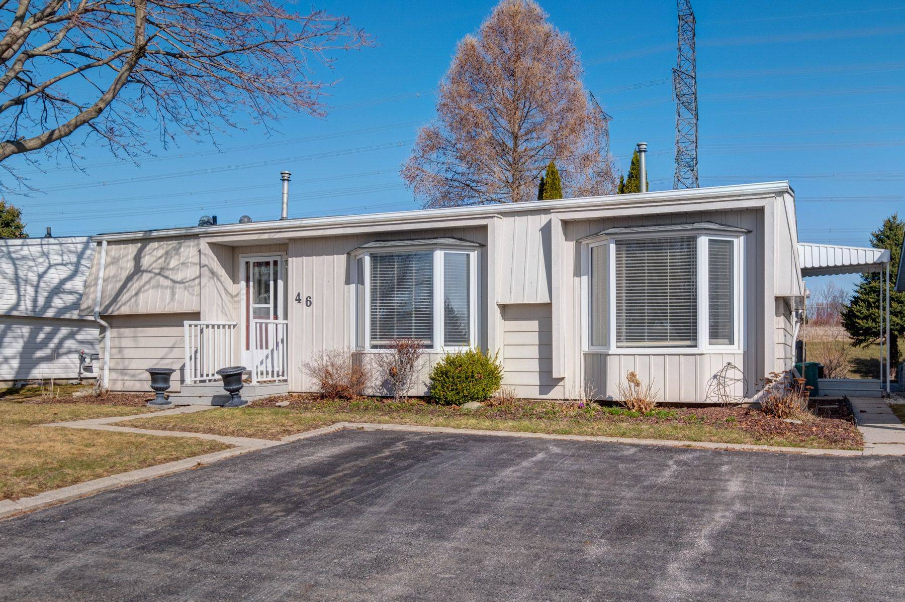 Clarington, ON L1B 1B8,46 Wilmot TRL