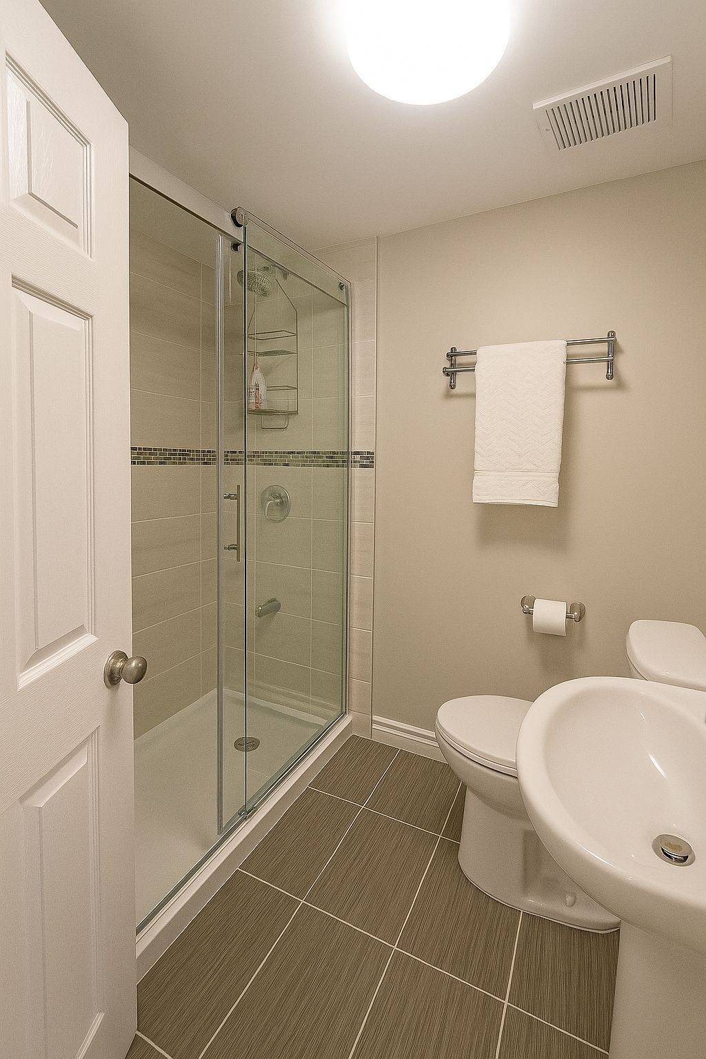 Richmond Hill, ON L4C 2J2,165 maple AVE #LOWER