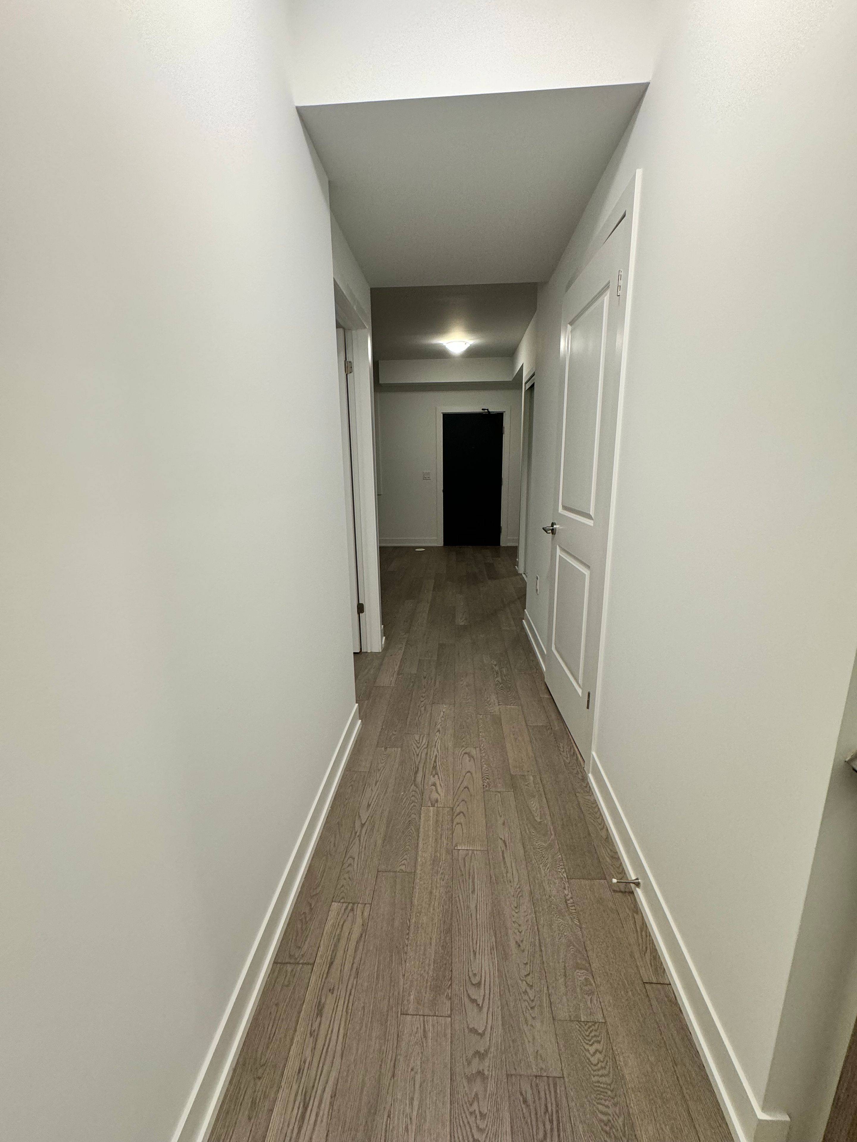 Mississauga, ON L5G 0C6,1115 Douglas McCurdy Comm RD N #105
