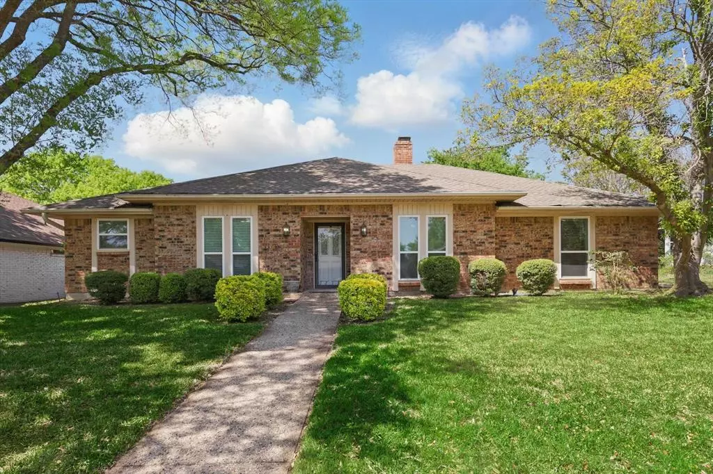 Richardson, TX 75082,2213 Silver Holly Lane