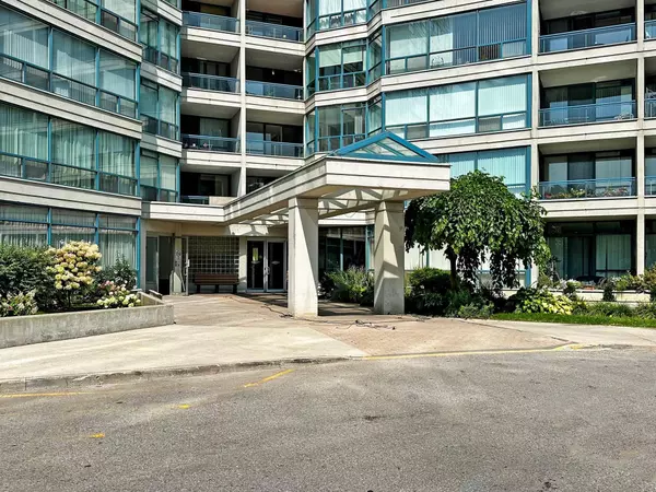 Toronto E07, ON M1S 5B2,4725 Sheppard AVE E #1802