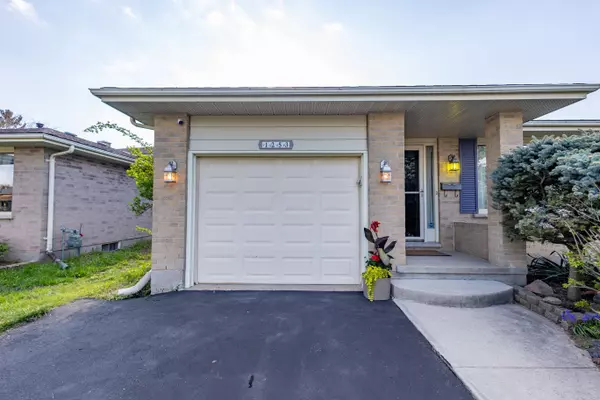 1253 Delphi RD, London East, ON N5Y 5B3