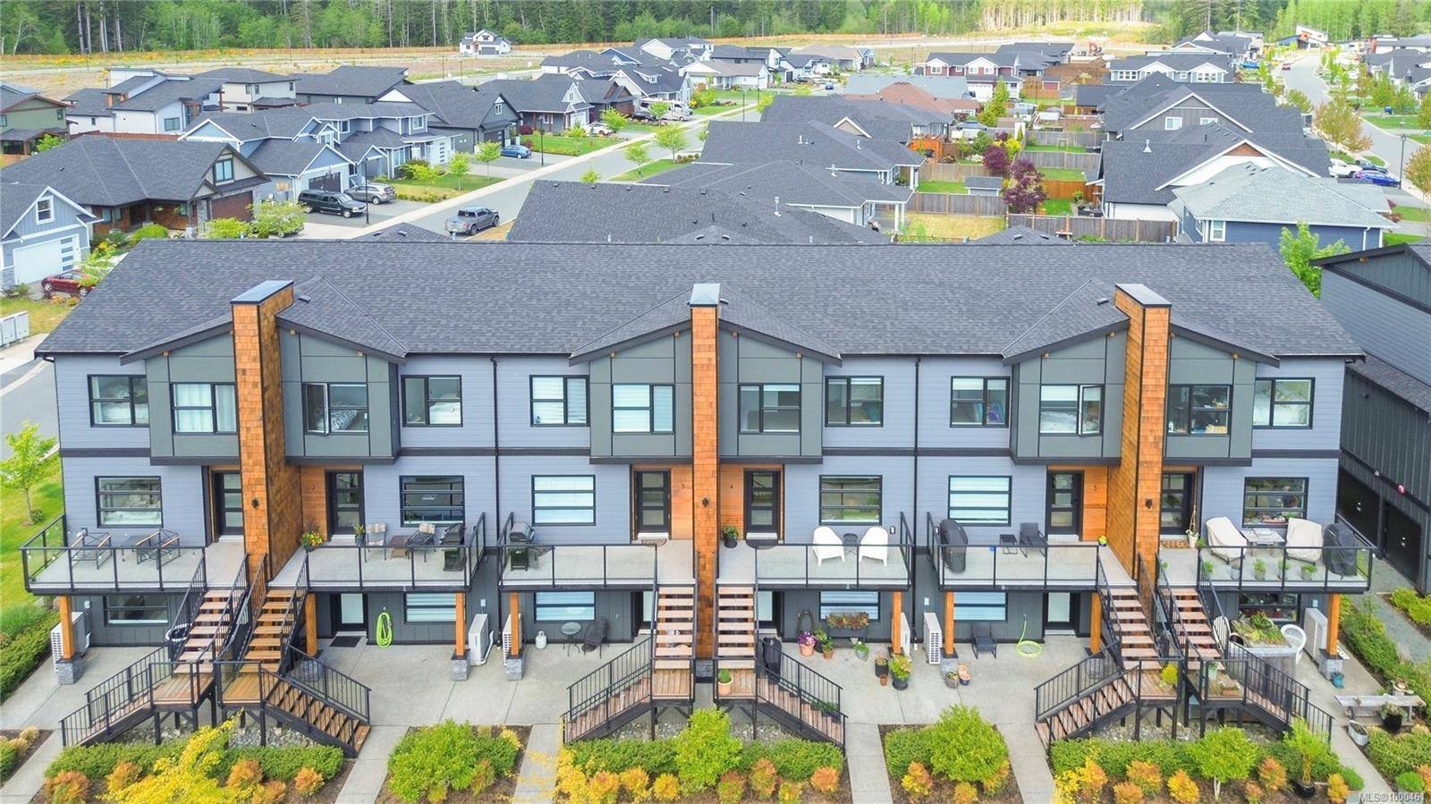 3016 Alder St S #4, Campbell River, BC V9H 0E5
