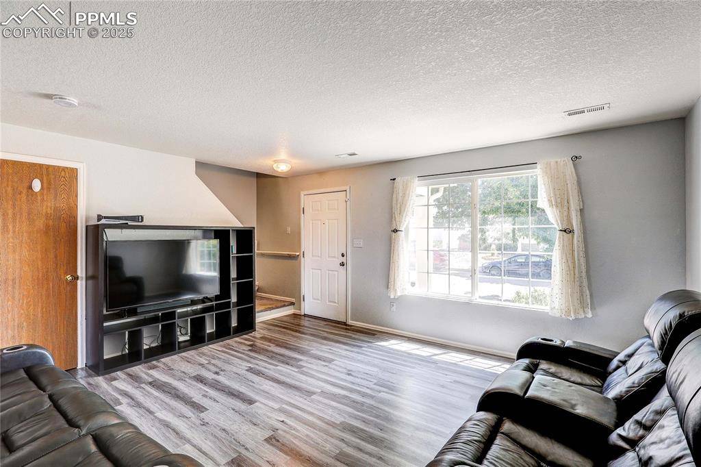 Colorado Springs, CO 80923,6330 Rockville DR