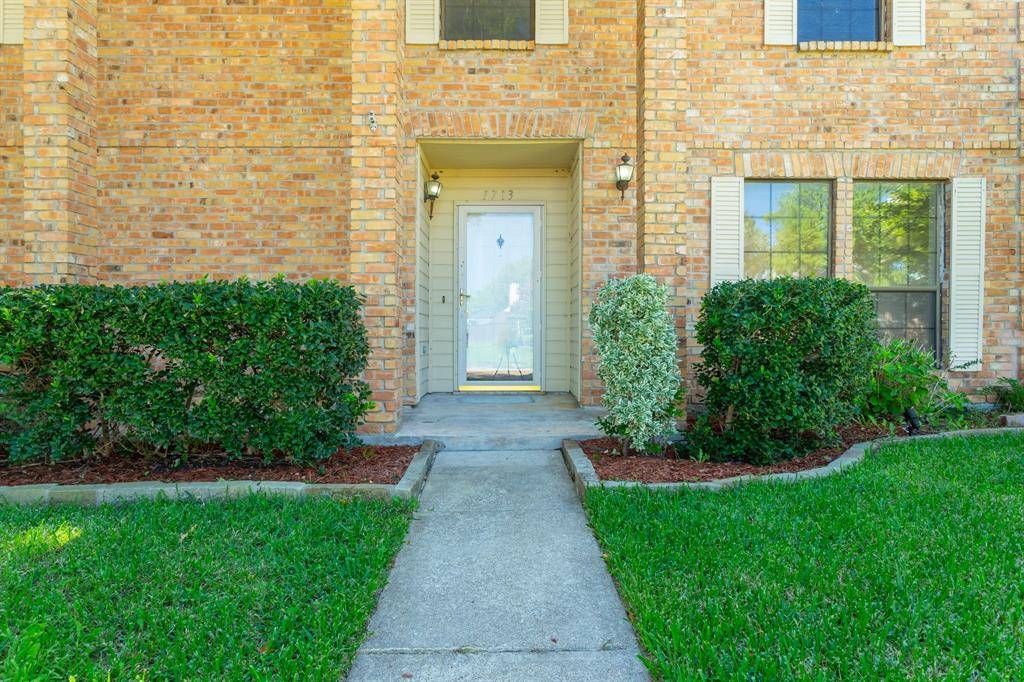 Mesquite, TX 75181,1713 Creek Valley Road