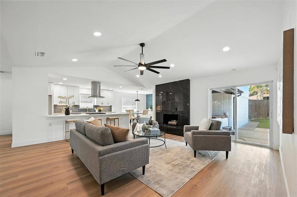 Dallas, TX 75227,7021 Thornwood Drive