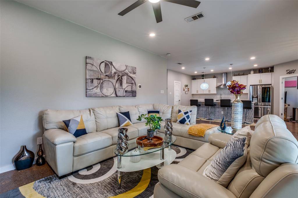 Dallas, TX 75216,1339 Hendricks Avenue