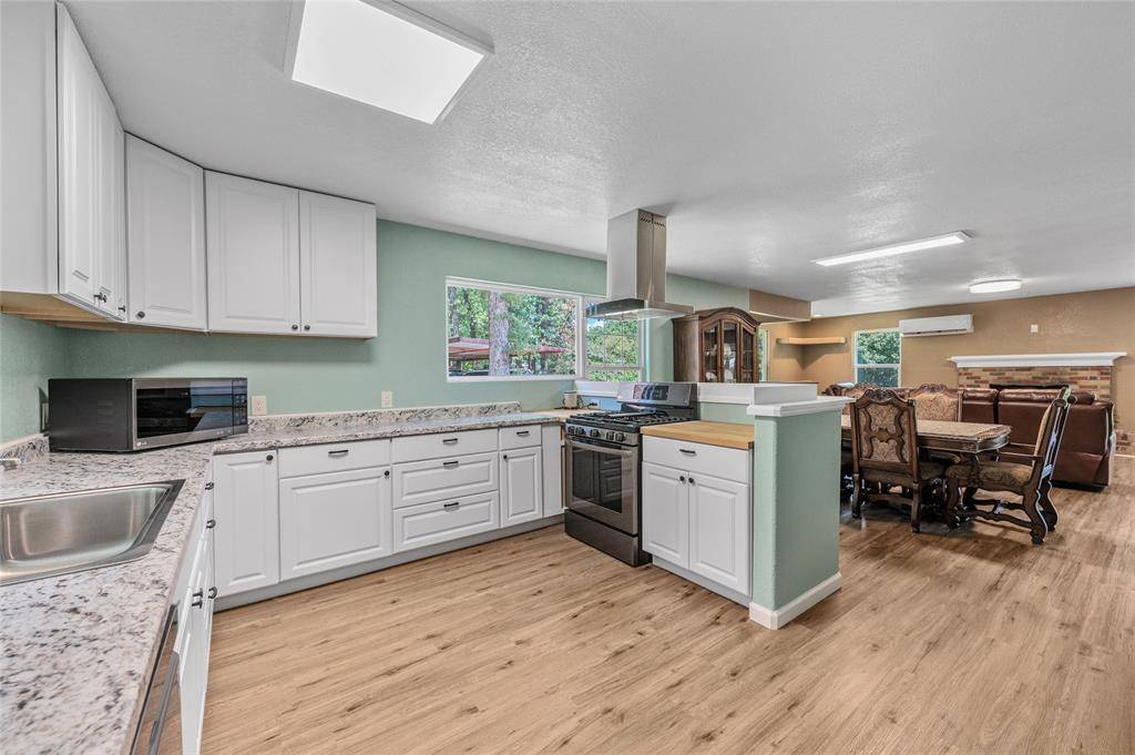 Sadler, TX 76264,212 Mapuana