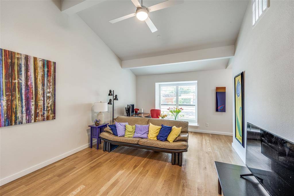 Dallas, TX 75240,13765 Brookgreen Circle