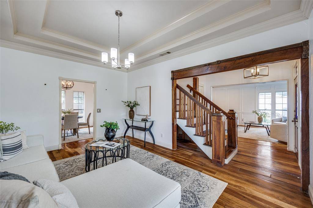 Dallas, TX 75287,4212 joshua Lane