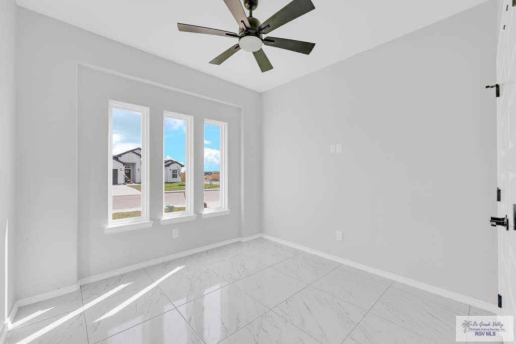 Elsa, TX 78542,341 LEON AVE