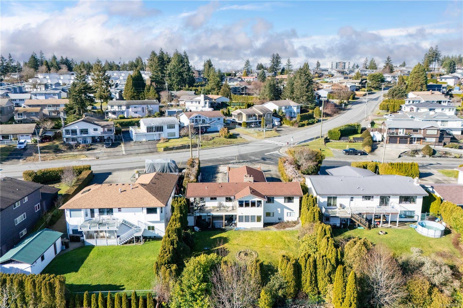 Campbell River, BC V9W 6G1,605 Murphy St S