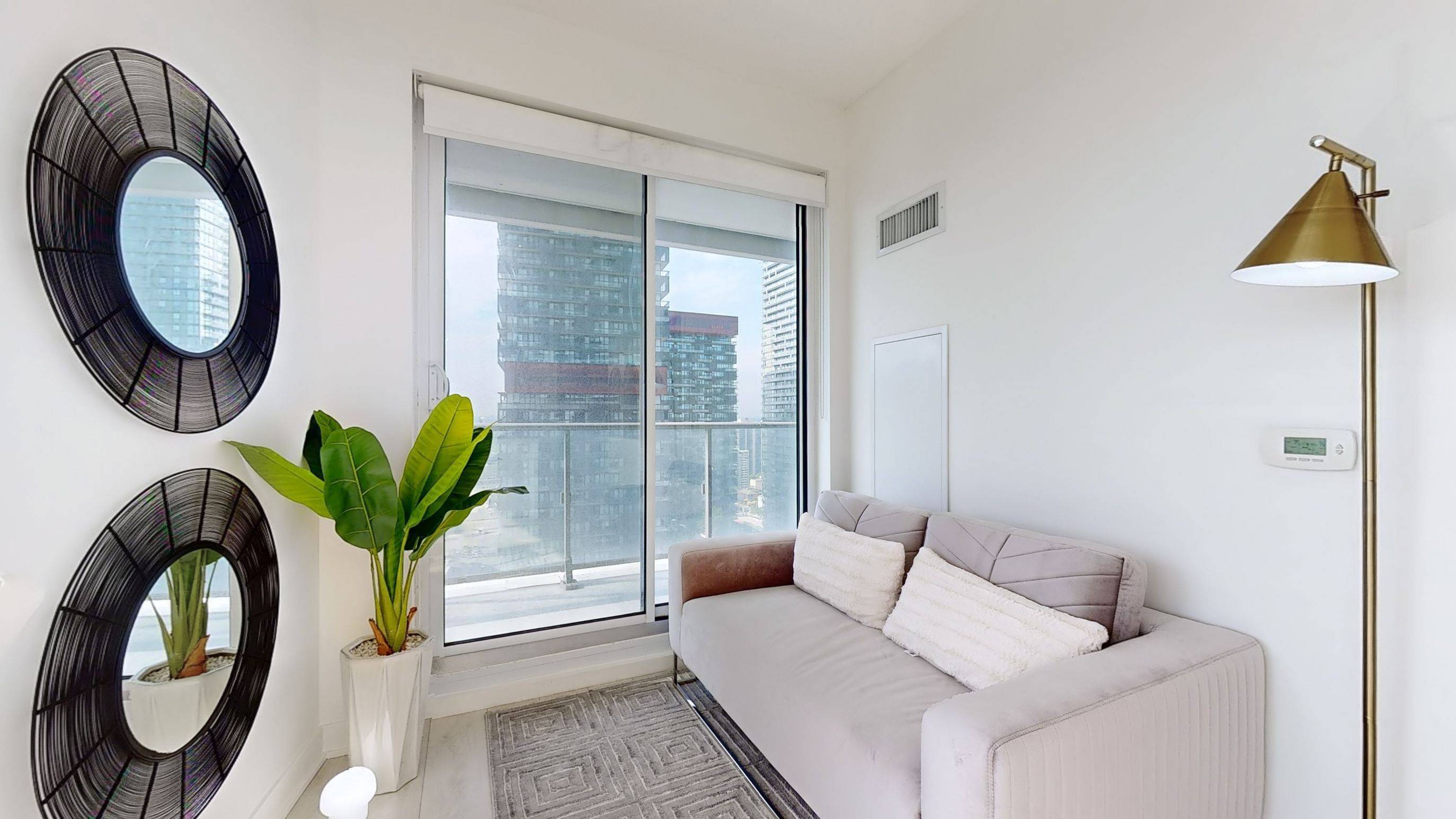 Toronto C10, ON M4S 0B8,2221 Yonge ST #2609