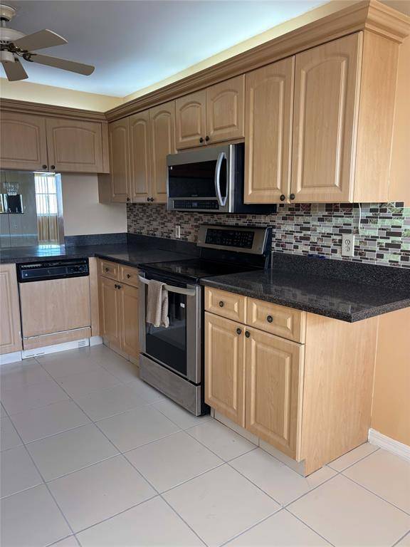 Sunrise, FL 33322,2603 NW 103rd Ave #403