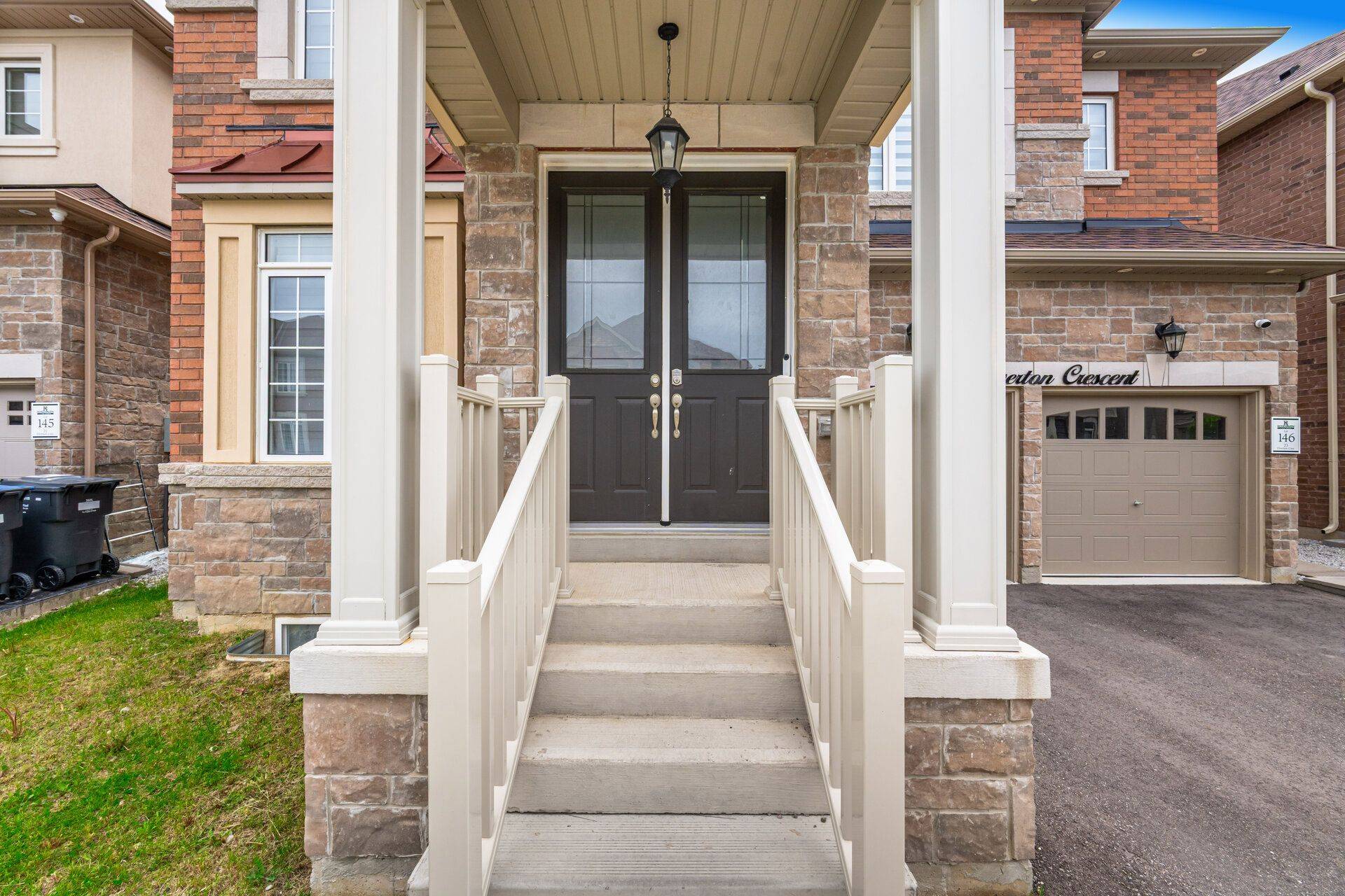 Brampton, ON L7A 4Z4,23 Elverton CRES