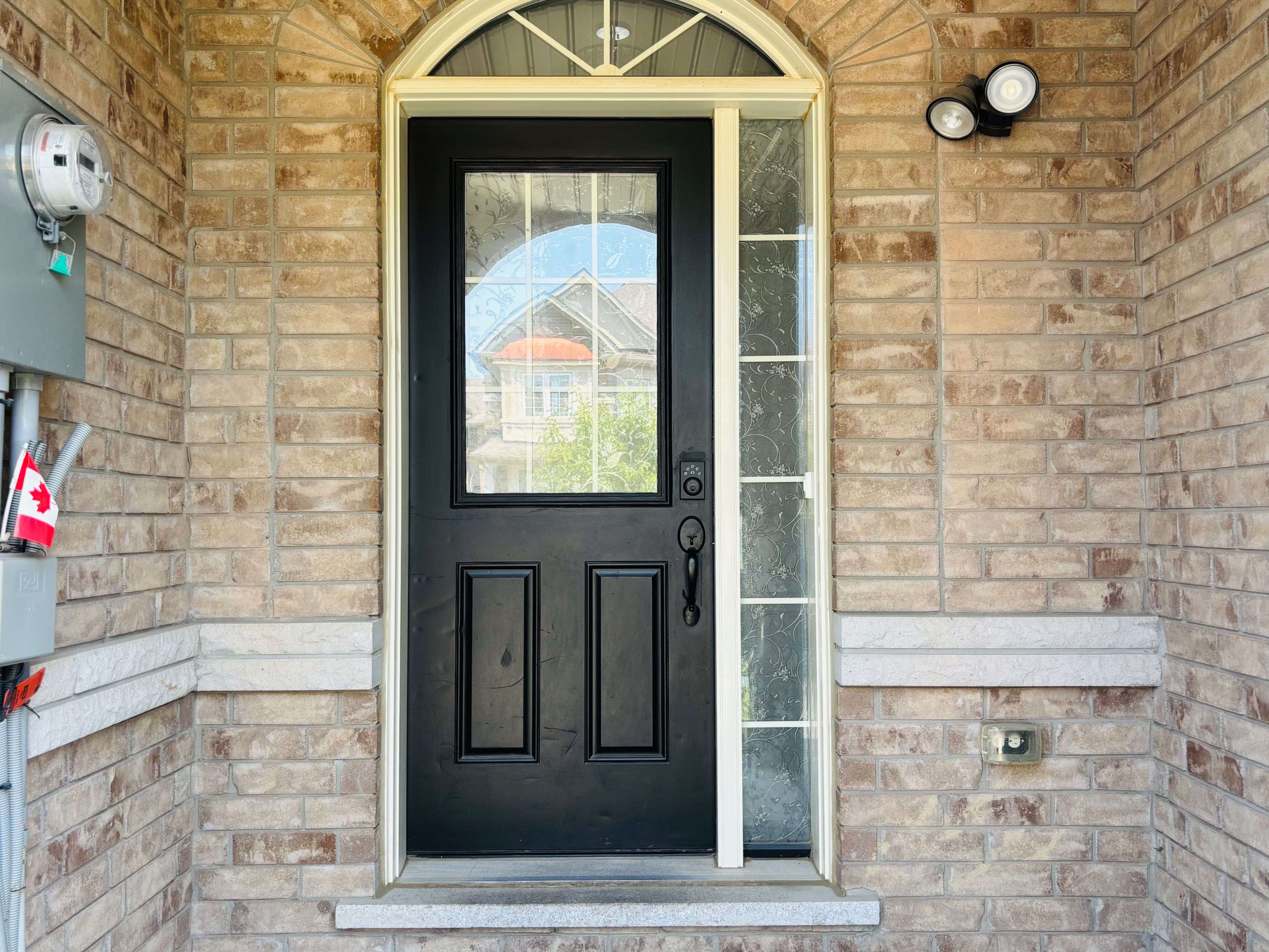 Brampton, ON L7A 4L6,26 Ivor CRES