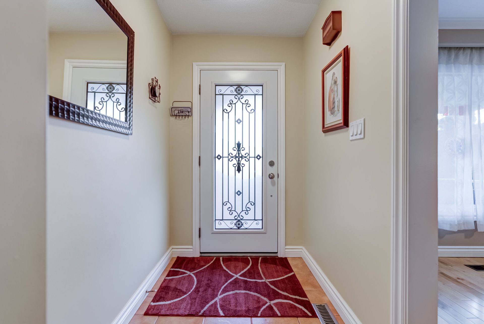 Mississauga, ON L5E 2A9,1411 Alexandra AVE