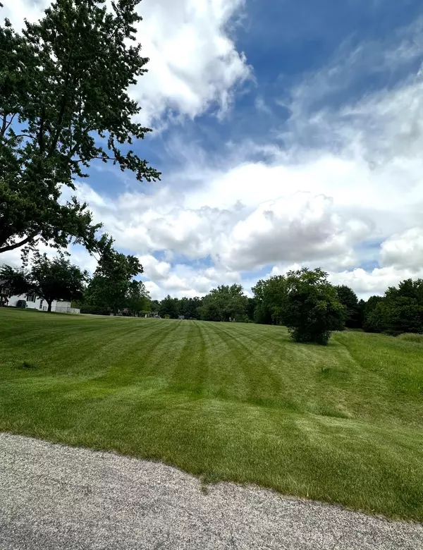 268 WICKSHIRE, Lake Summerset, IL 61019