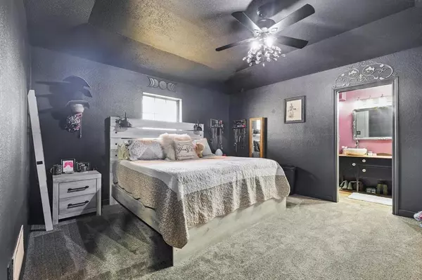 Denton, TX 76207,605 W Windsor Drive