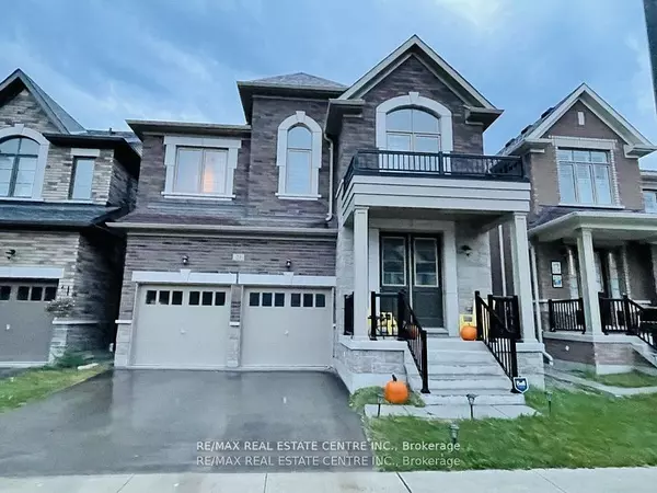 21 Whitefish ST #Lower, Whitby, ON L1P 0K5