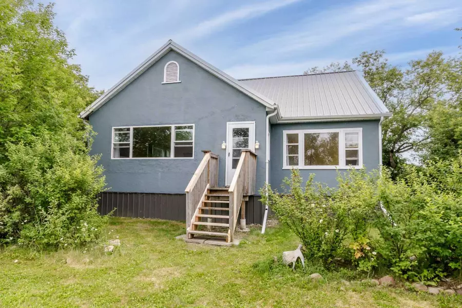 9 Main ST, Ardley, AB T0M0V0