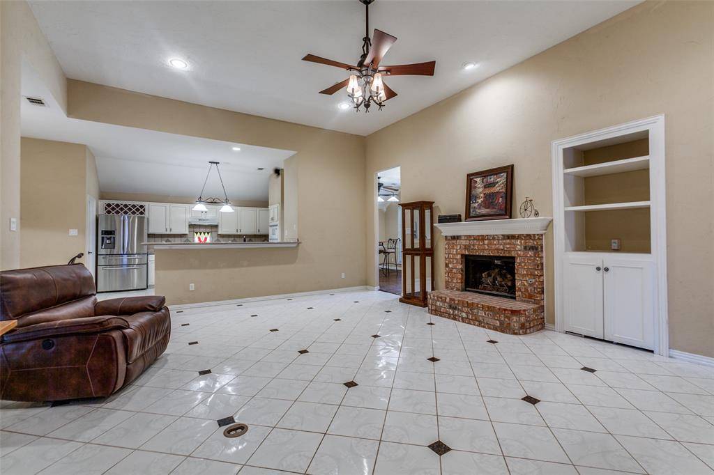 Rowlett, TX 75089,2710 Roughleaf Lane