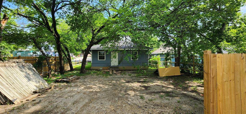 Dallas, TX 75208,940 W 7th Street
