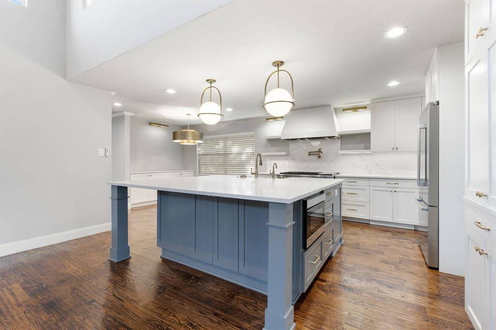 Dallas, TX 75214,6108 Highgate Lane