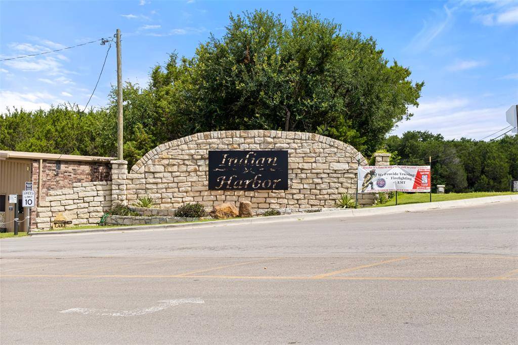 Granbury, TX 76048,1624 Lands End Street