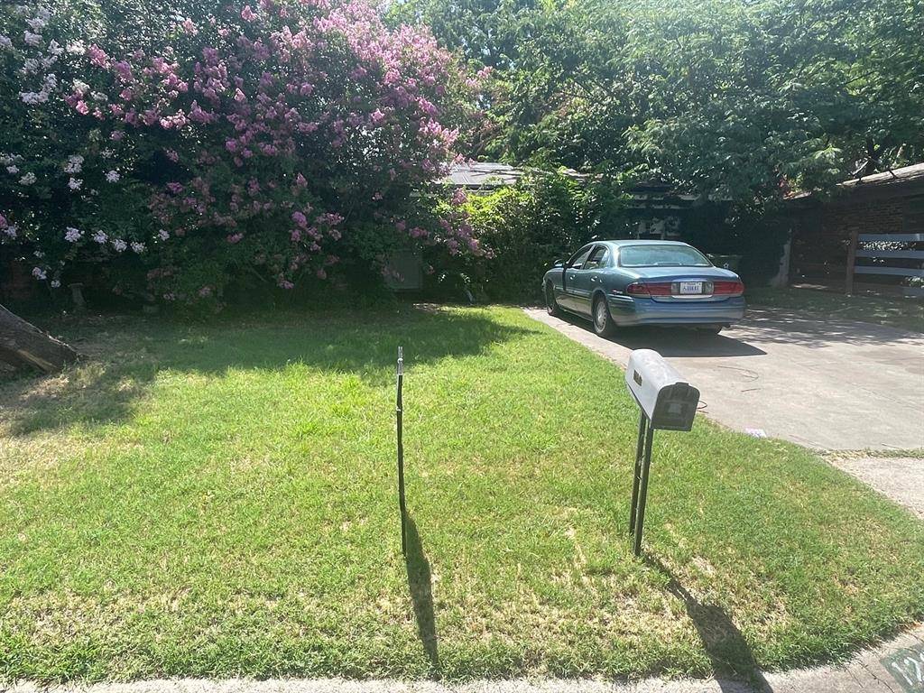Hurst, TX 76053,1205 Valentine Street