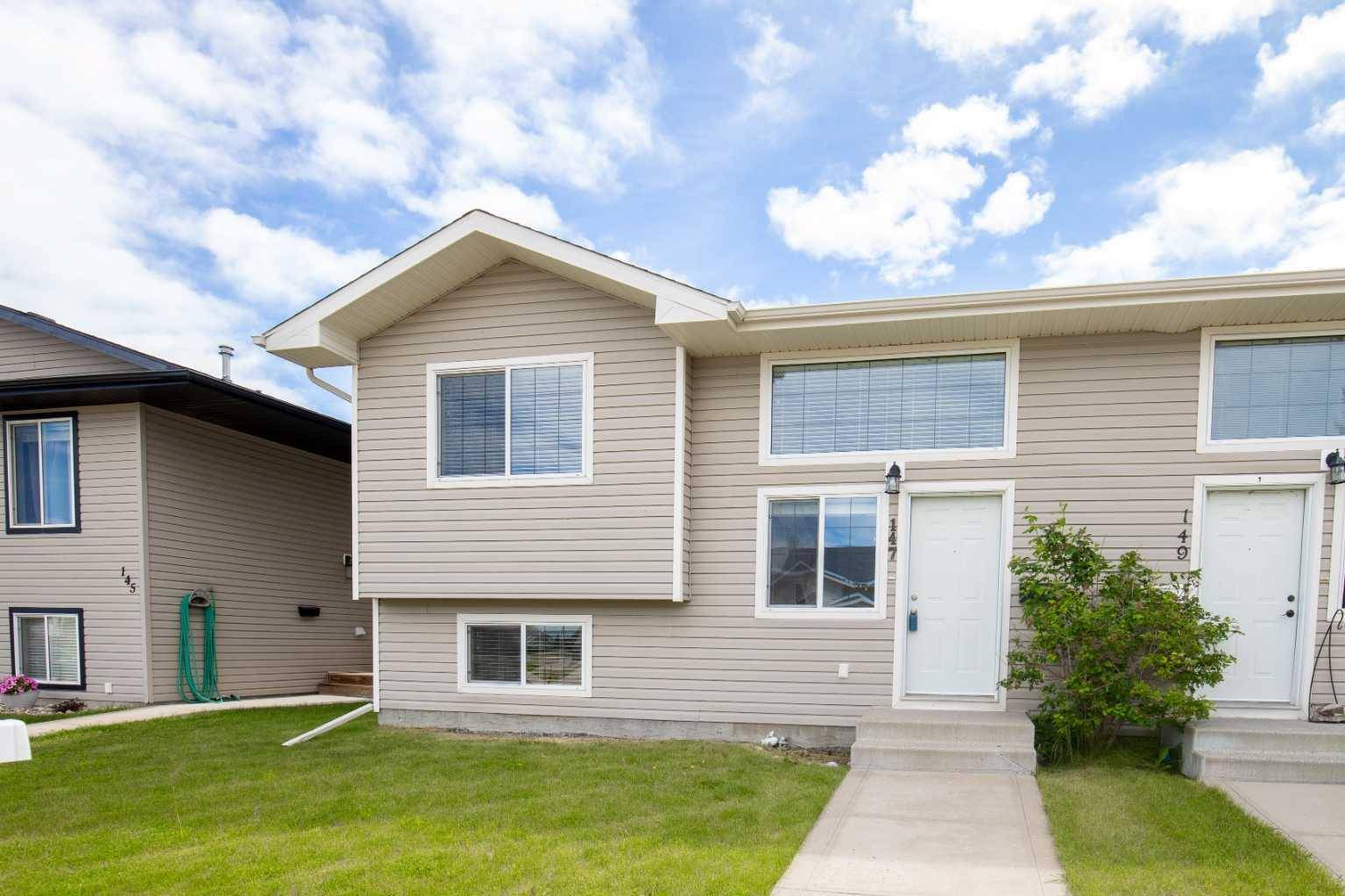 147 Lyons Close, Red Deer, AB T4R 3P4