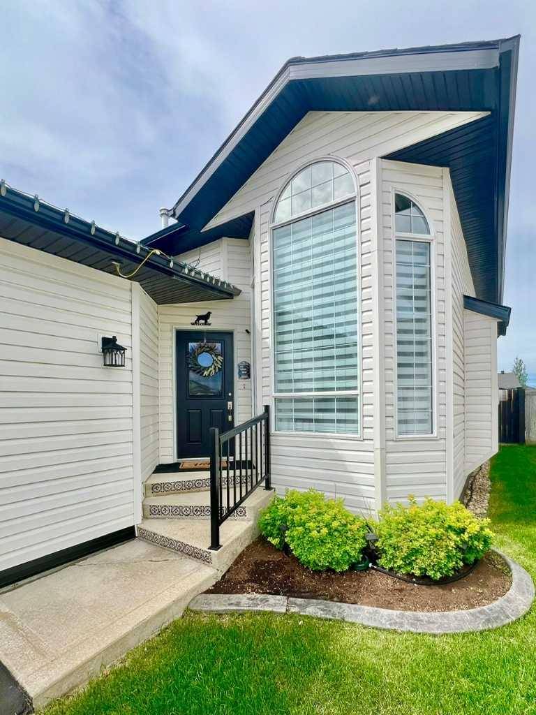 Grande Prairie, AB T8V 7N3,11926 105 ST