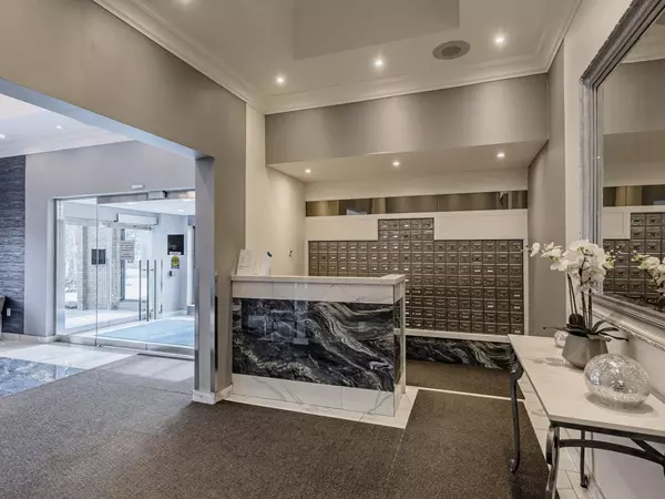 Toronto C15, ON M2H 3J8,4001 Don Mills RD ##107