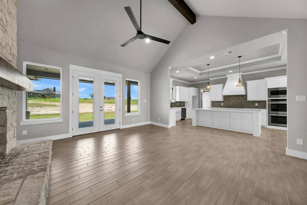 Azle, TX 76020,422 Collum View