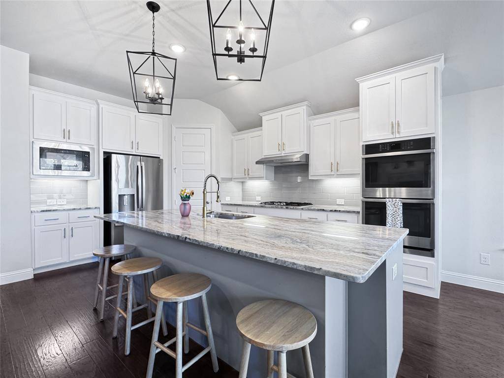 3906 Greenbrier Drive, Melissa, TX 75454