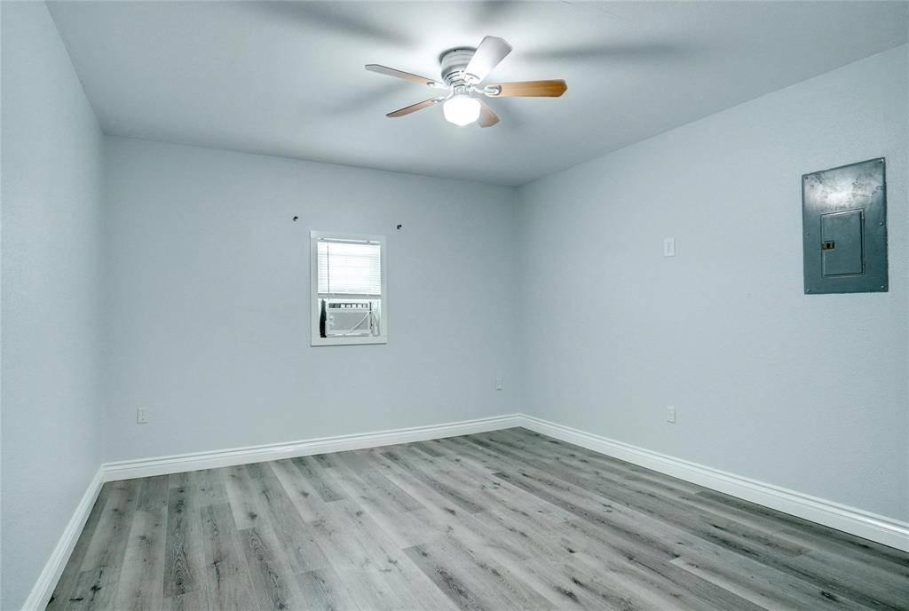Granbury, TX 76048,1410 W Torrey Street