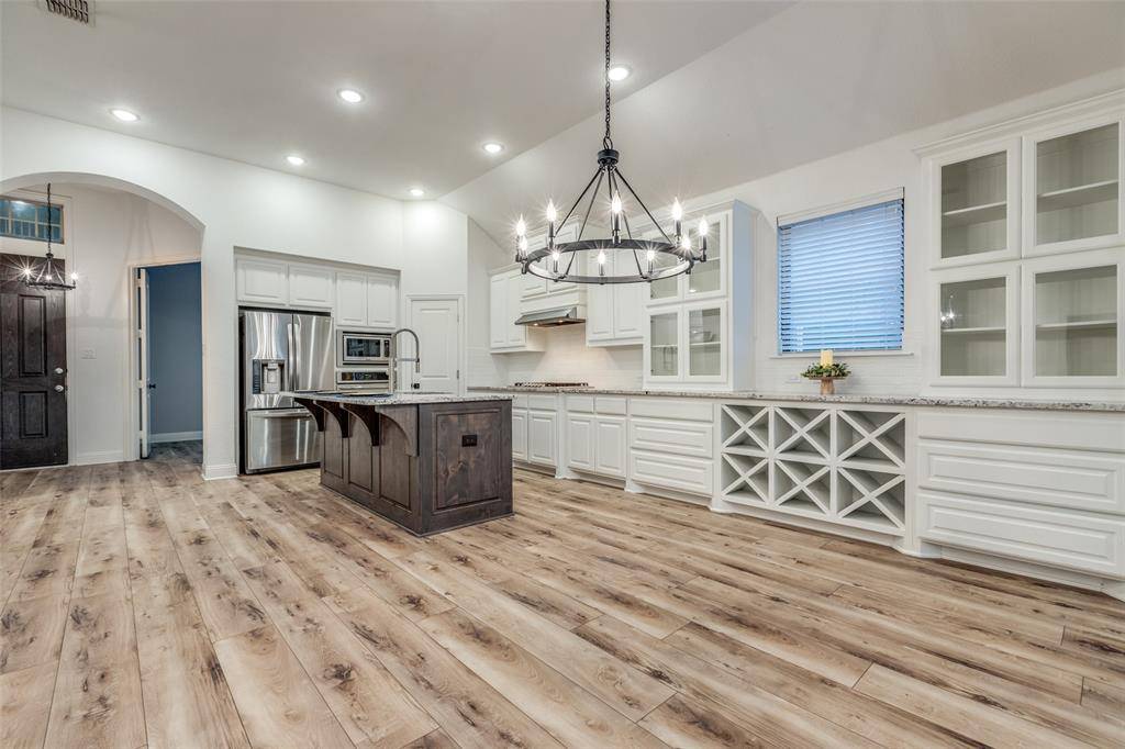 601 Lake Livingston Trail, Mckinney, TX 75071