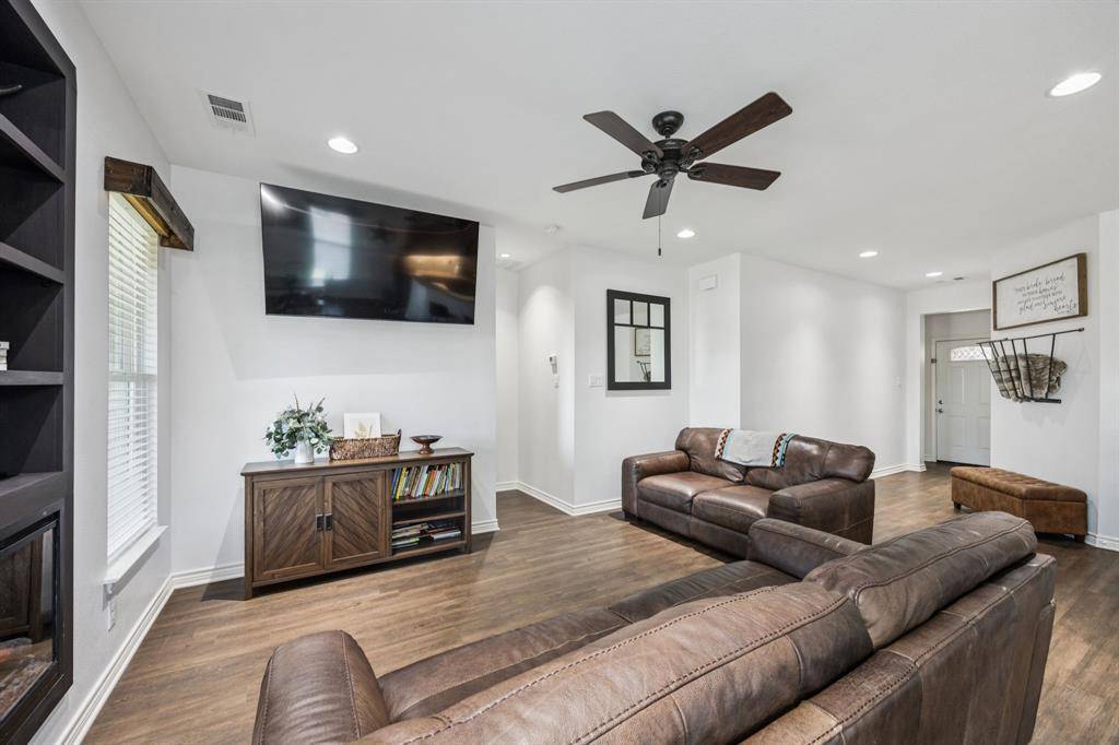 Crandall, TX 75114,601 S 4th Street