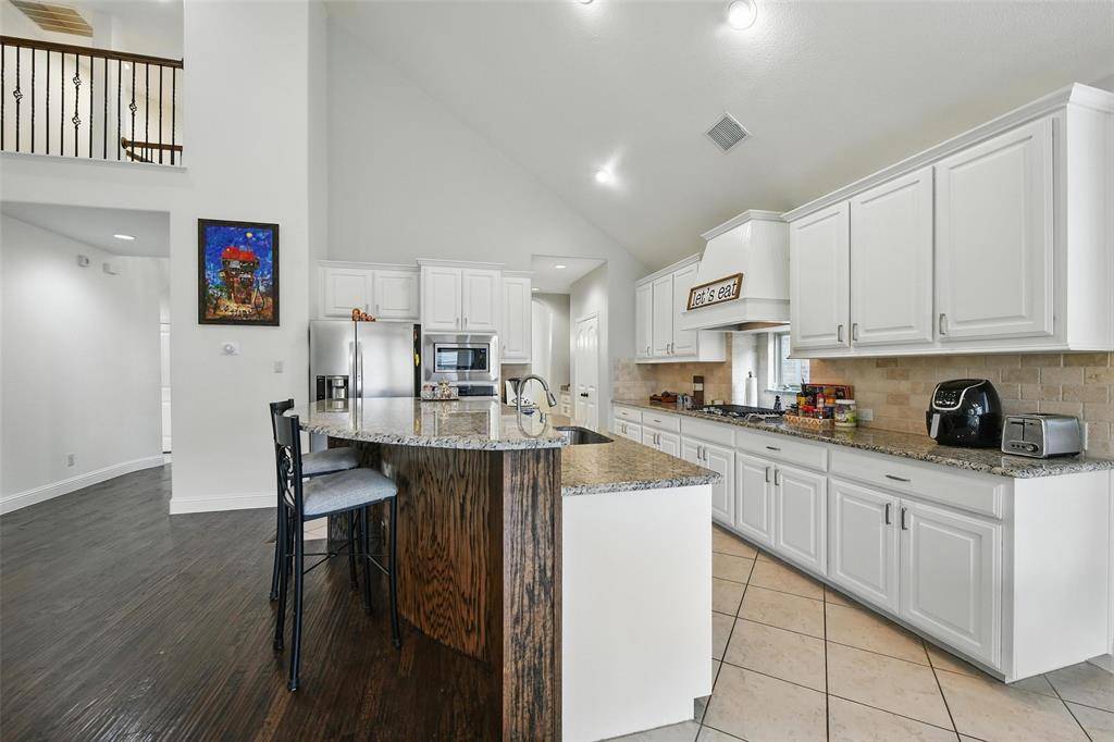 Lantana, TX 76226,1517 Presley Way