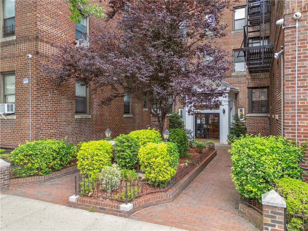 Brooklyn, NY 11229,2375 Ocean Ave #3H