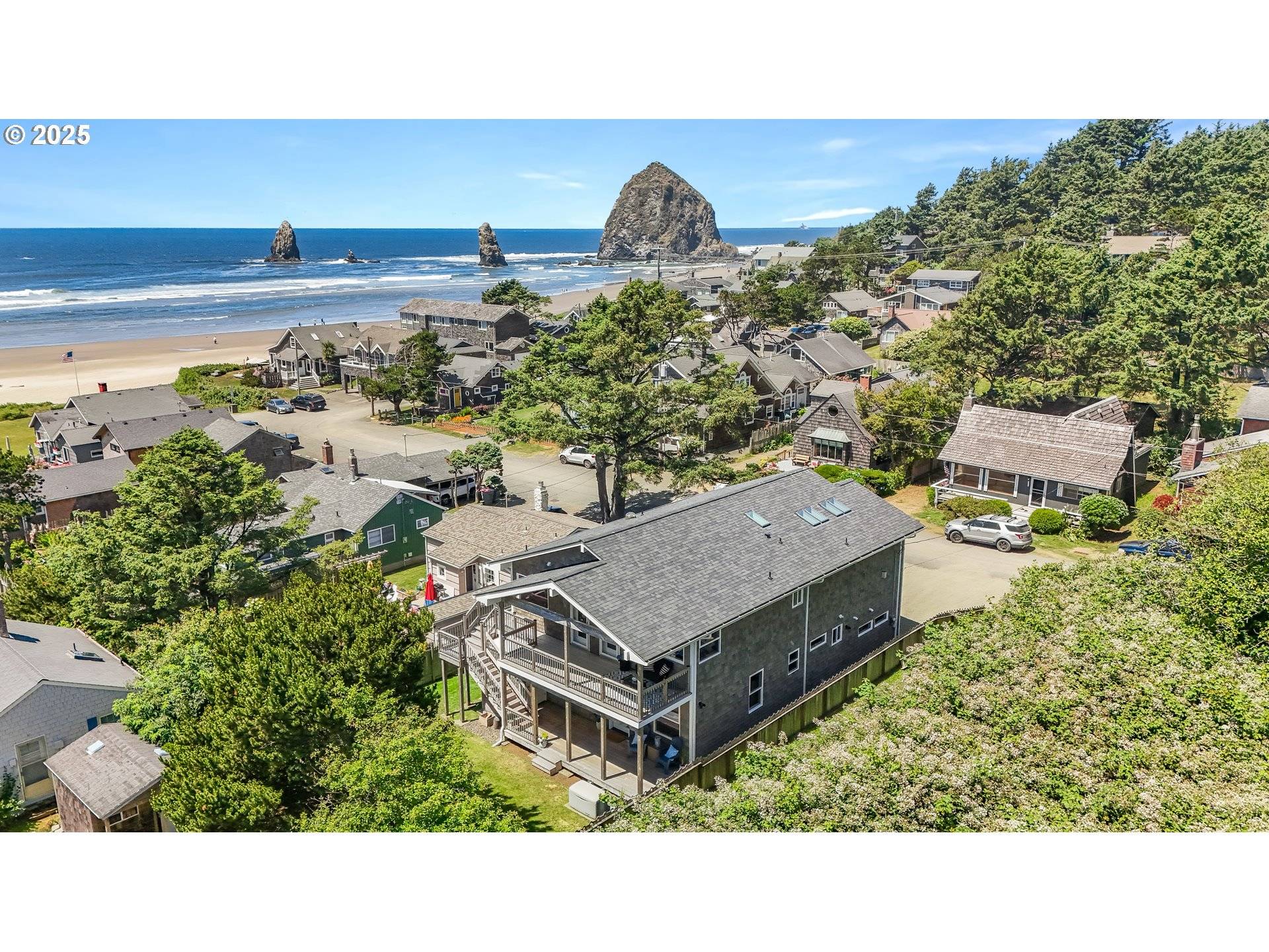 Cannon Beach, OR 97110,231 W GULCANA AVE