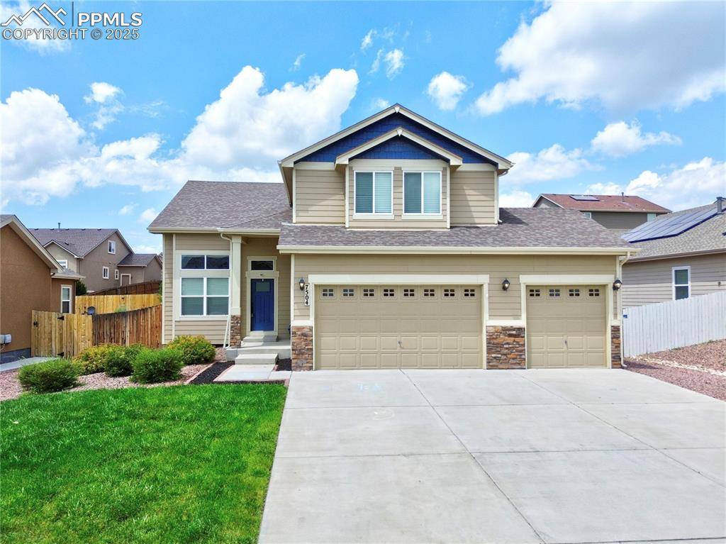 7504 Bonterra LN, Colorado Springs, CO 80925