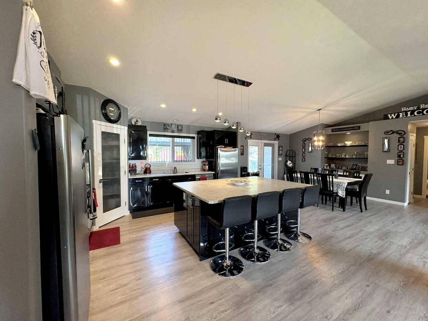 Lac La Biche, AB T0A 2C0,346, 14579 Twp Rd 690