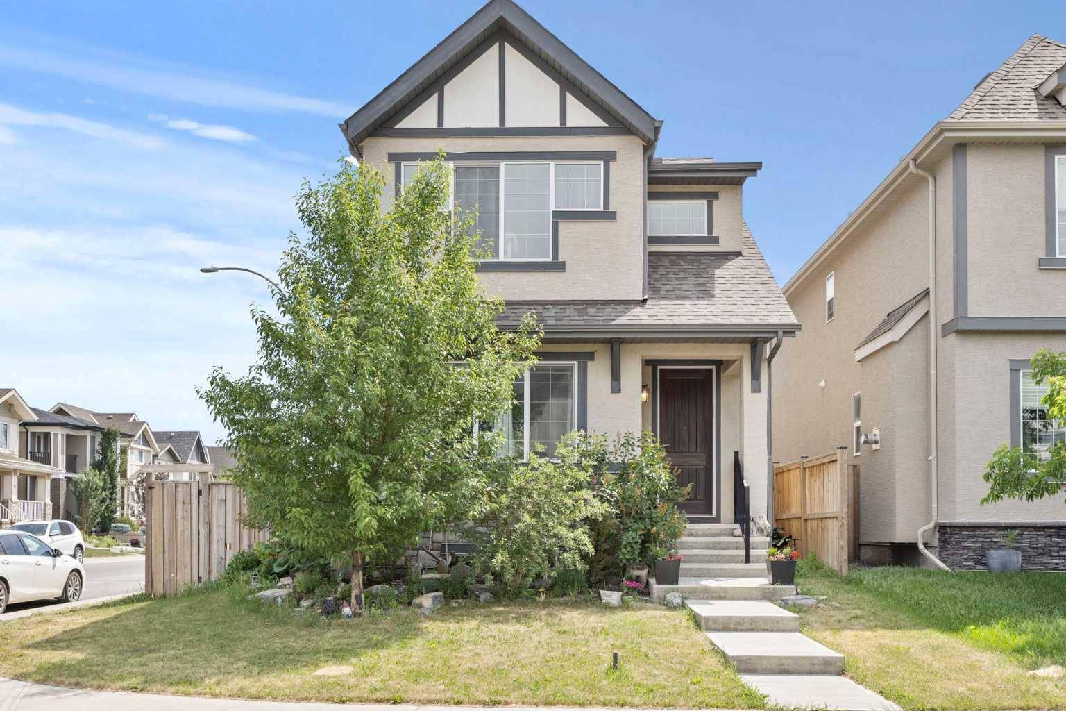 44 Marquis Link SE, Calgary, AB T3M1Z5