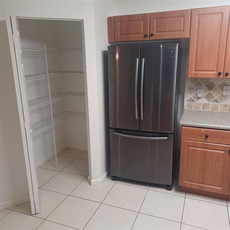 West Palm Beach, FL 33413,6258 Adriatic Way