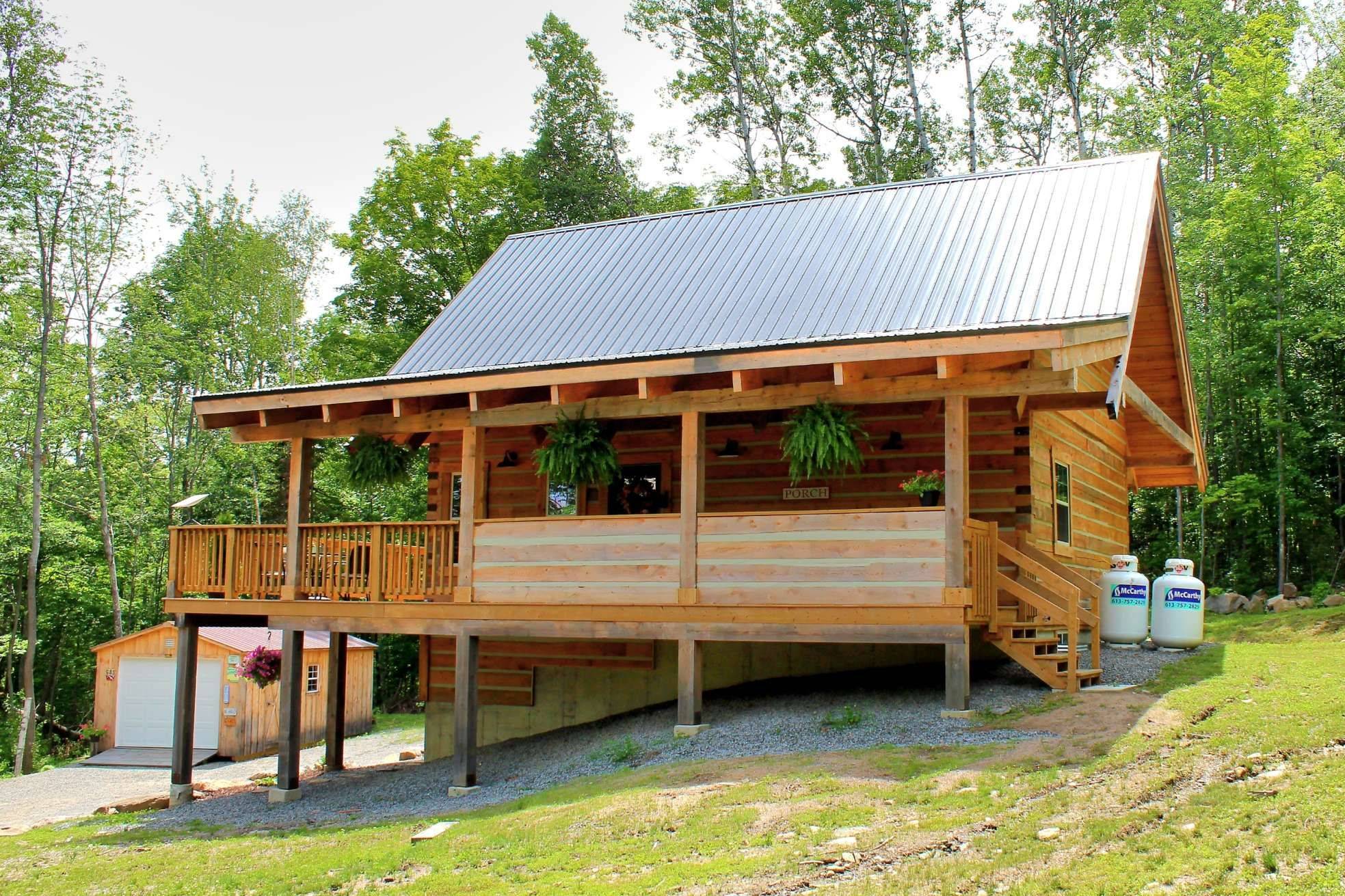 Madawaska Valley, ON K0J 1B0,684 Mitchell RD