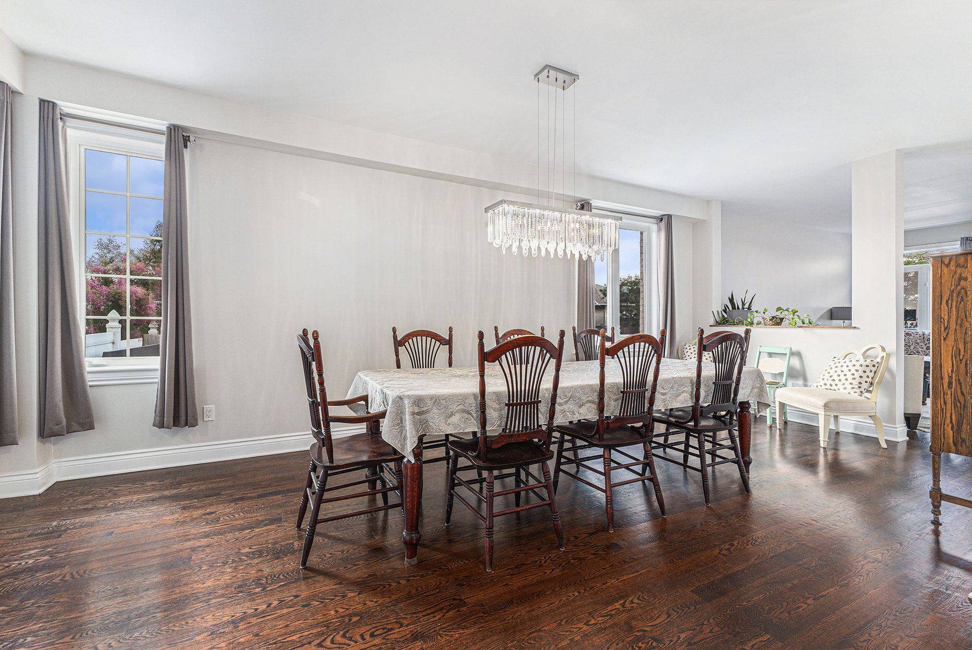 Arnprior, ON K7S 0H1,152 Desmond Trudeau DR