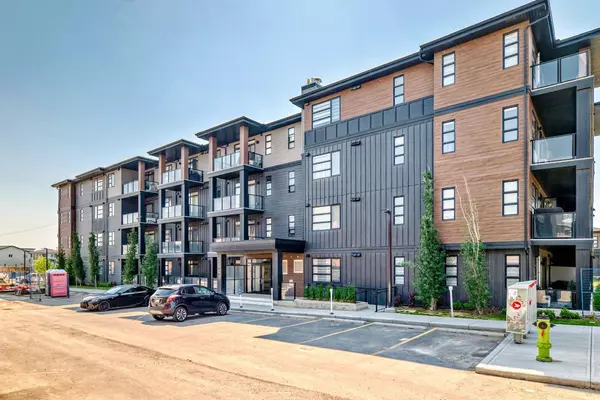 Calgary, AB T3P 2C7,55 Lucas WAY Northwest #2307