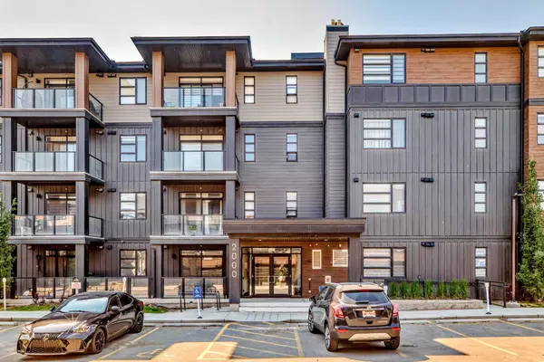 Calgary, AB T3P 2C7,55 Lucas WAY Northwest #2307