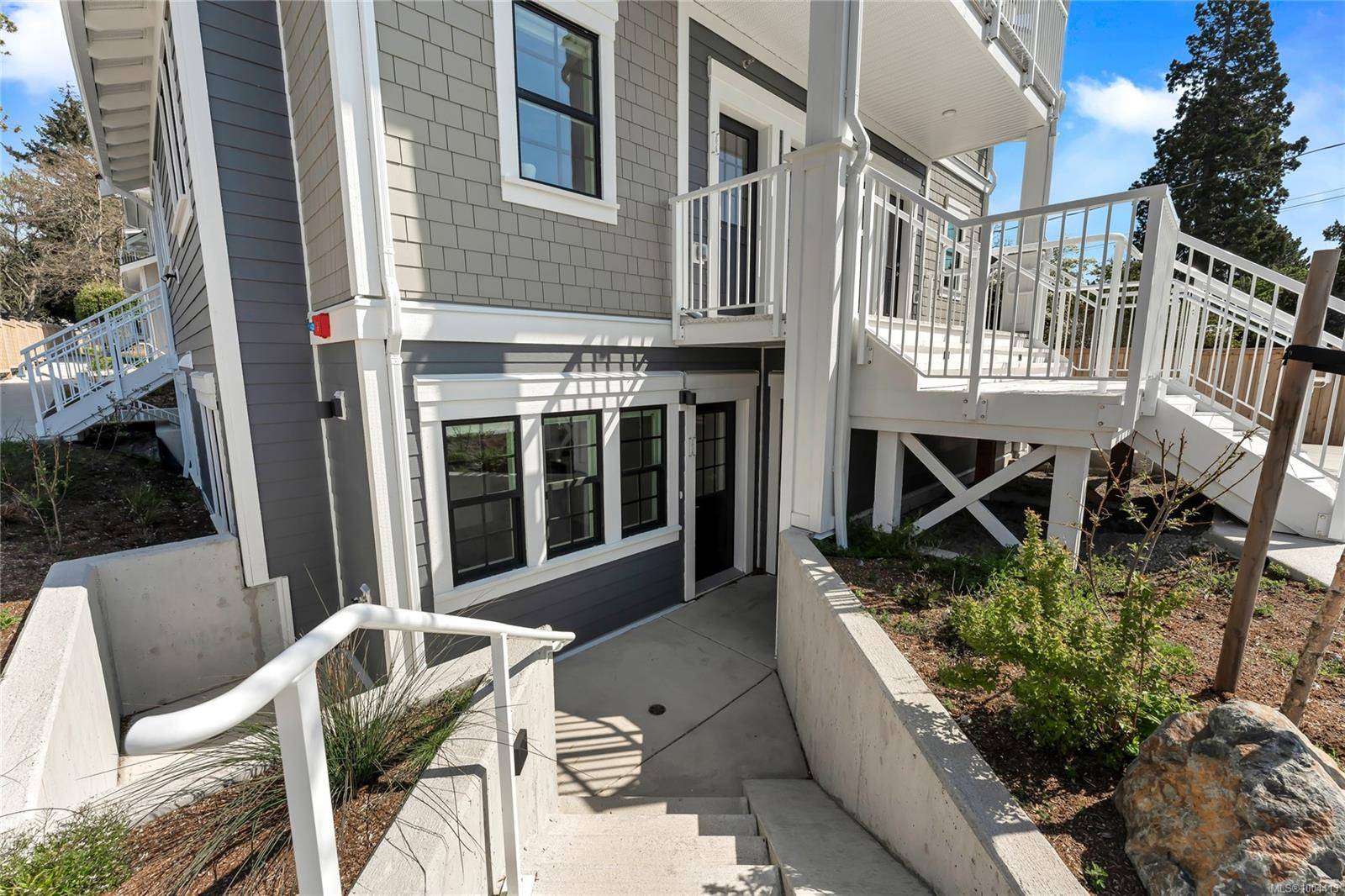 Victoria, BC V8V 3E1,1224 Richardson St #102 C